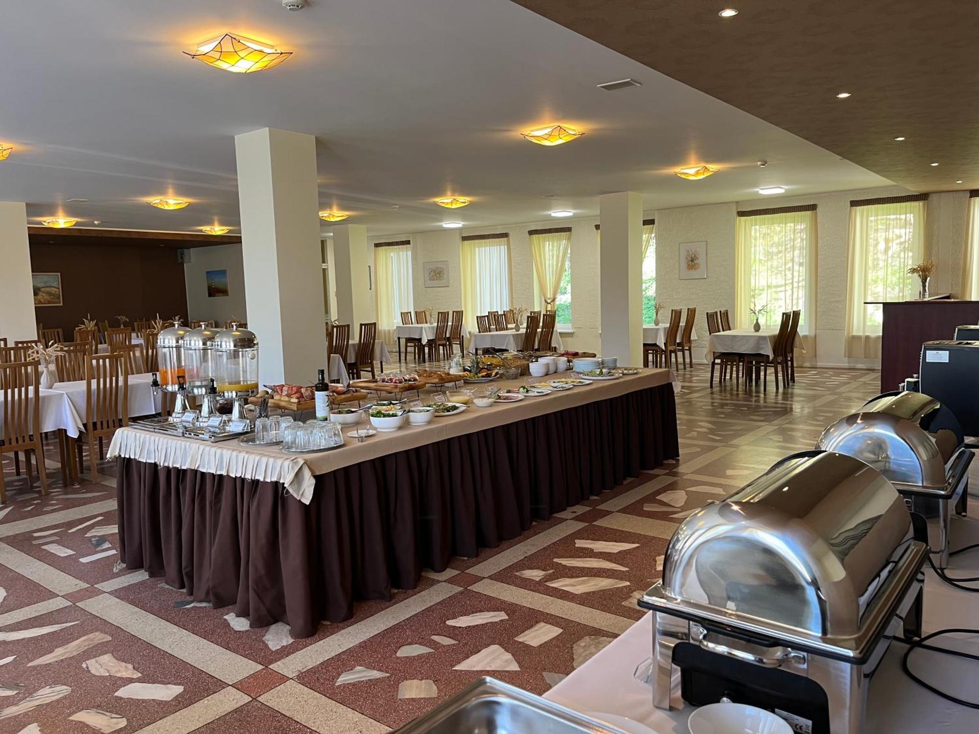 Hotel Jurate Нида Екстериор снимка